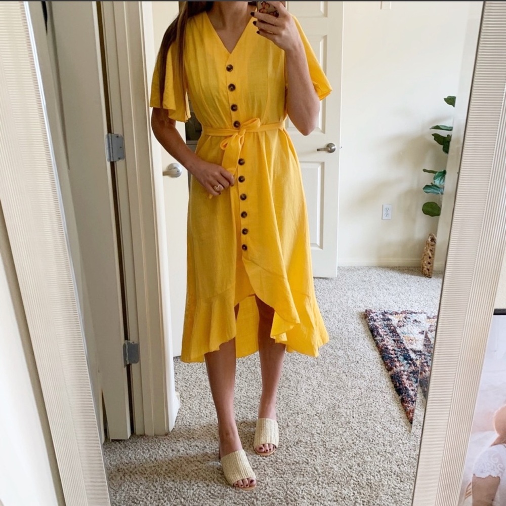 NWOT yellow button down ruffle sundress